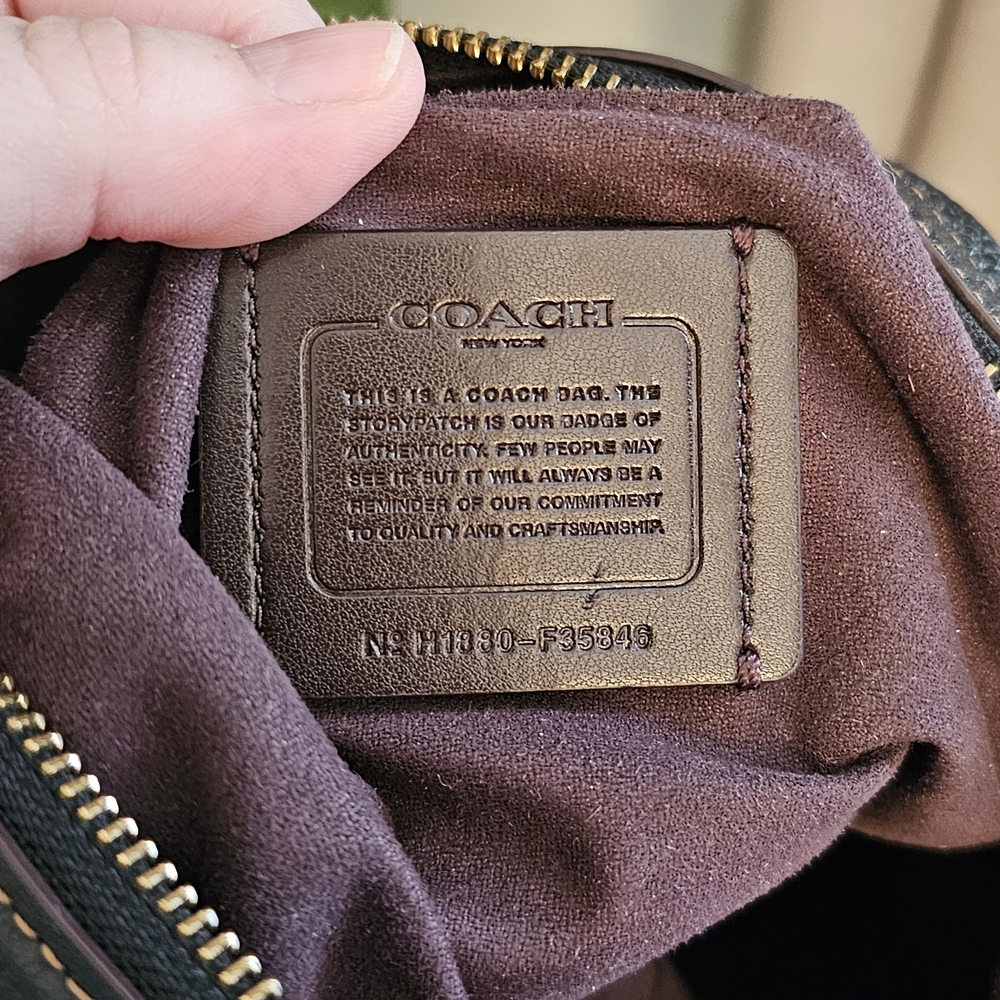 Coach Ivie Pebbled Leather Shoulder Hobo Bag Black F35846 - Picture 3 of 10